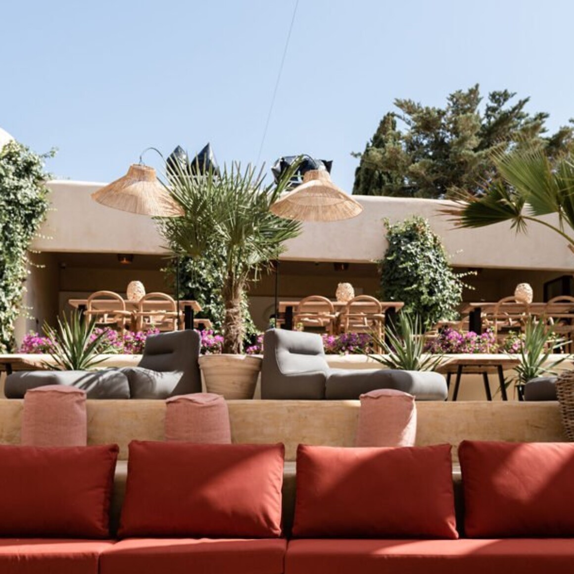 resort garden design by ideas.co.uk